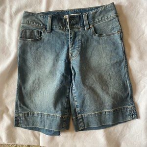 Boston Proper Bermuda shorts Size 2